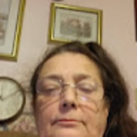 Meet your Posher, Pam - Picture 1 of 1